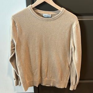 Athletic fit sweater